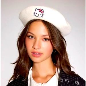 Hello Kitty and Friends X Forever 21 Limited Edition White Beret